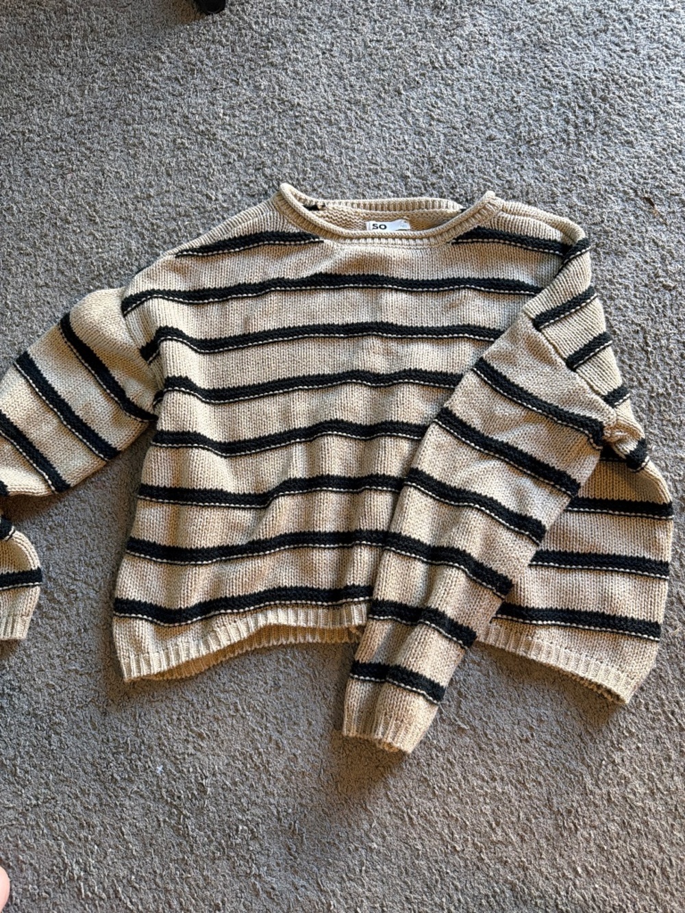 Women’s sweater